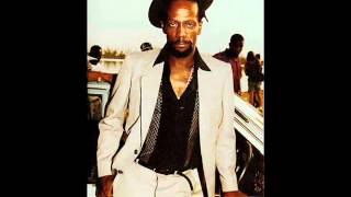 Gregory Isaacs It Go Suh amp Dub [upl. by Aimik]