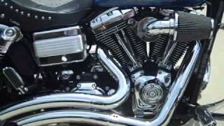 2006 HarleyDavidson Dyna Wideglide [upl. by Mellie718]