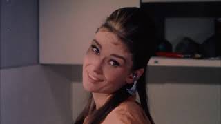 Snídaně u Tiffanyho  Breakfast at Tiffanys  trailer  StanleyS TrailerS [upl. by Inal]