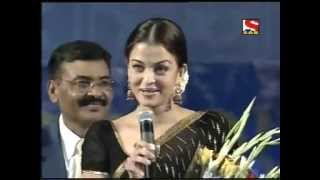 Aishwarya Speaking in Marathi at Umang 2007 [upl. by Imeaj]