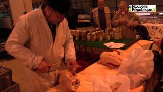 VIDEO Foire au gras  du monde au Blanc [upl. by Wakerly]