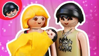 KARLCHEN KNACK  Unser Baby wird  Playmobil Polizei Film 93 [upl. by Paehpos]