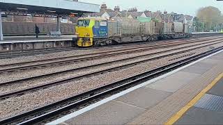 Little Tamper coming through Tonbridge [upl. by Hilliard]