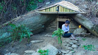 Camp despite heavy rain  Bushcraft wilderness survival shelter [upl. by Aney]