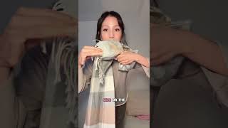 VIRAL SCARF BOW 🎀TUTORIAL： how to tie scarf into a bow fashiontrends douyin [upl. by Folger]