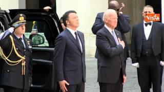 PICCHETTO DONORE PER IL VICE PRESIDENTE USA BIDEN IN VISITA DA RENZI [upl. by Norrehc406]