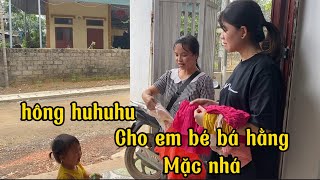 Cô Thơm Cho Búp Đi Mua Quần Áo Mặc Đi Học [upl. by Aipmylo253]