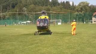 Lądowanie  start Eurocopter EC135 Lotniczego Pogotowia Ratunkowego SPHXZ quot Ratwonik 6quot [upl. by Sydel]