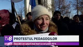 Dascălii cer salarii mai mari cu cel puțin 15 [upl. by Giarc]