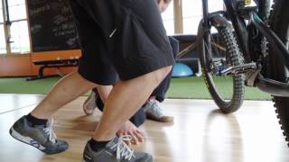 Mountain Bike Performance Ankle amp Knee Alignment  evo [upl. by Dahlstrom415]