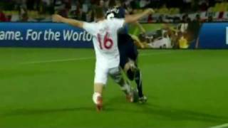 مهارات لاعبي كأس العالم 2010 [upl. by Hogarth565]