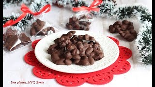 Mandorle e nocciole ricoperte di cioccolato Ricetta di Natale [upl. by Florie807]