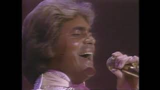 Engelbert Humperdinck Live In Las Vegas at The Hilton Full Concert 1982 [upl. by Enella]