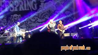 THE OFFSPRING  Me amp My Old Lady  ROCKFEST Montebello QC  20170623 [upl. by Berta854]