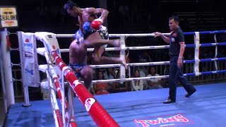 Ploidaeng TigerMuayThai vs Yoddet Sor Sakchai  Chalong Boxing Stadium 10112015 [upl. by Guglielmo]