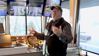 Hunter goes up in Duluth’s Aerial Lift Bridge [upl. by Ddej668]