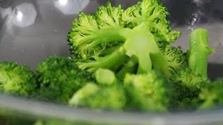 How to Steam Broccoli [upl. by Adlih]