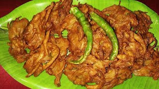 Maharastrian Kanda Bhaji  Kanda Bhaji recipe  Kanda bhaji recipe in marathi [upl. by Eelaroc]