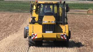 TerraGator 2104 mit Lemken Grubber [upl. by Sobmalarah980]