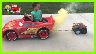 Unboxing Playing The Disney Cars 3 Max Tow Mater Pulling Power Wheel Lightning McQueen Jeep Wrangler [upl. by Inacana]