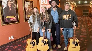 Singer Chayce Beckham brings holiday cheer during guitar giveaway for kids in Apple Valley [upl. by Chambers]