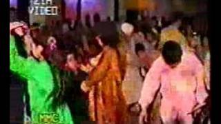 Afghanistani dance wedding party with Faiz Karezi amp Khomari [upl. by Nasaj441]