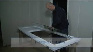 Skantrae klus instructievideo  Glas in binnendeur plaatsen [upl. by Colombi]