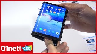 Le premier smartphone à écran pliable est signé Royole  CES 2019 [upl. by Harberd]