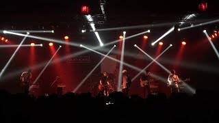 Cá Hồi Hoang x DatManiac  Mấy Con Mèo Thay Da Trên Con Đò GAP Tour 2017  Saigon [upl. by Mair]