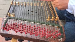 Cimbalom played by Valentino Bucarest Romania 珍しいツィンバロムの路上演奏 [upl. by Isabelle213]