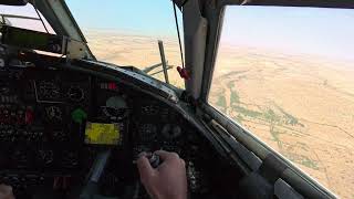 HCGR GAROWE RWY24 Headwind 25 knots Gusts 35 knots Final approach Landing  AIRPLANE AN26 8Кvideo [upl. by Lucio]