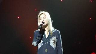 Perdere lamore 15 janvier 2012 Paris Lara fabian show case [upl. by Obeng]