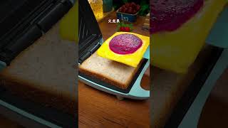 Monda Sandwich Maker Light Meal Maker cooking delicious satisfyingvideo [upl. by Olivette940]