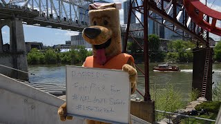 Bobber picks life jacket at 2019 NFL Draft [upl. by Enelrats]