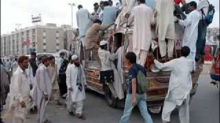 Funny Urdu Poem  Karachi Ki Bus Main Safar Ho Raha Tha [upl. by Swigart]