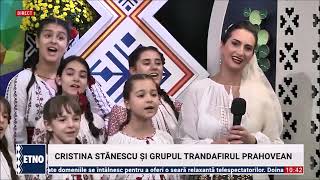 Cristina Stanescu si Grupul vocal „Trandafirul Prahovean”  Fata mandra prahoveana [upl. by Xuagram]