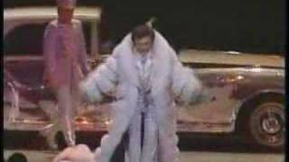 Liberace Music Video amp Entrance 1981 [upl. by Mann]