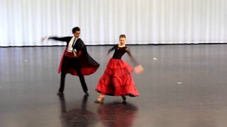 Spanischer Tanz Duett Staatliche Ballettschule Berlin [upl. by Lekram544]