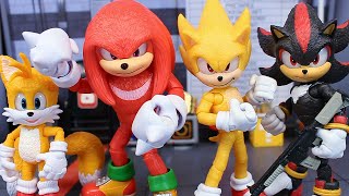 Jakks Pacific Wave 2 Movie Super Sonic And Knuckles Figure Review [upl. by Oicangi896]