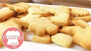 MÜRBETEIG Plätzchen Teig Backen Grundrezept  Herstellen amp Ausrollen  Weihnachtskekse  CUISINI [upl. by Aisetal]