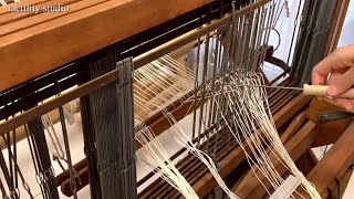 정경 직기에 경사거는 과정 Winding and Warping on a Floor Loom [upl. by Varuag]