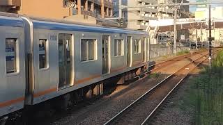 埼京線E233系7000番台ハエ105編成各停新宿行amp相鉄8000系8711編成各停横浜行 西谷駅 [upl. by Leslie]