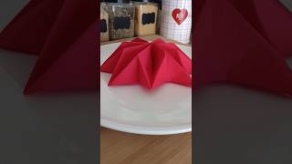 pliage serviette étoile de Noël  Star napkin folding for Christmas shortvideo pourtoi foryou [upl. by Eylloh768]