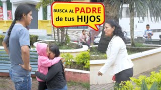 Se ENAMORO de madre soltera pero su mamá lo avergonzaba en la calle de esta manera [upl. by Eimiaj489]