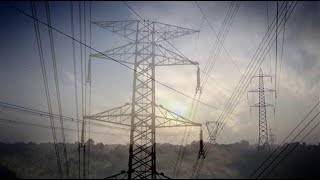 Découverte  Ligne de haute tension [upl. by Tirma]