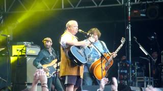 Tenacious D  Low Hanging Fruit  Live in Berlin  Zitadelle Spandau 13082013 Part 1 [upl. by Cardinal]