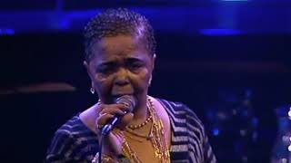 Cesaria Evora  Live dAmor Grand Rex Paris 2004 [upl. by Batista]