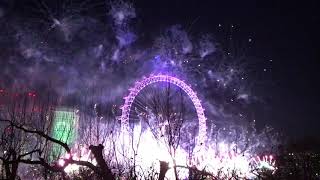 London Fireworks 20172018  New year’s eve fireworks [upl. by Luas]