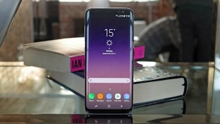 Make Your Phone look like a SAMSUNG GALAXY S8 [upl. by Llehcor862]