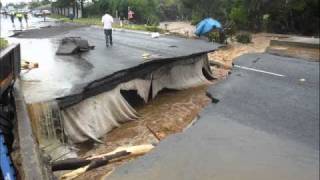 Toowoomba Flood  100111 [upl. by Ahsinak]